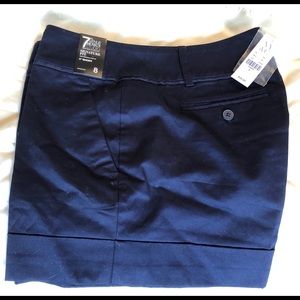 NY&Co 7th Ave 4in. shorts